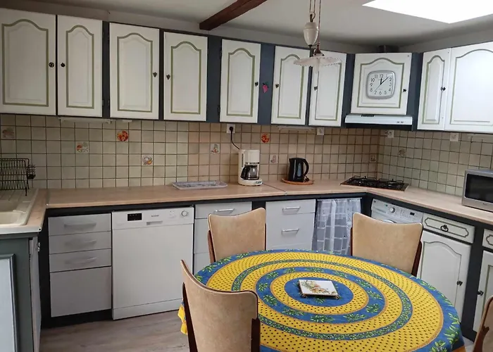 Сasa de vacaciones Maison 4 Avec Jardin